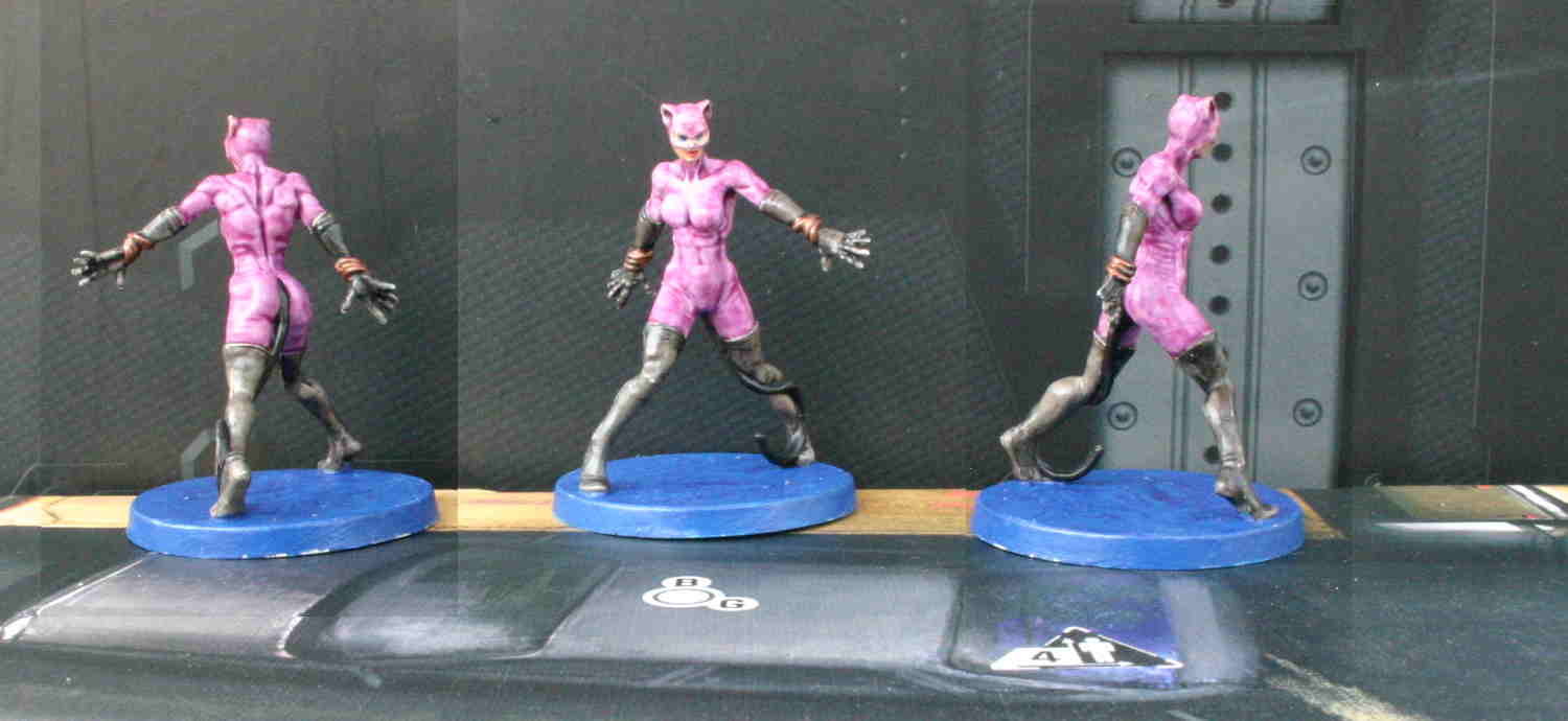 large.catwoman_violette2.JPG.8bd94279d7073fcc5c252e246cfe0910.JPG